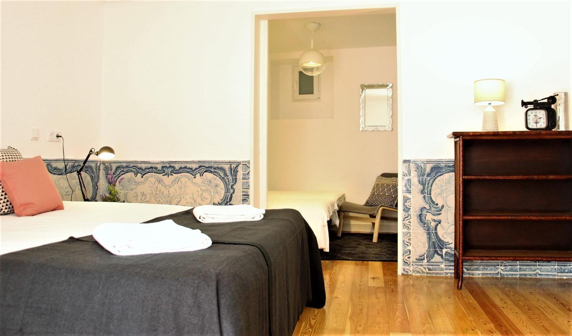 C3 Bairro Alto Cozy Romantic Loft In 18Th Century Building Lisbon Exterior photo